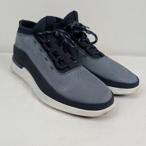 Wolf & Shepherd Crossover Mid Size 9.5